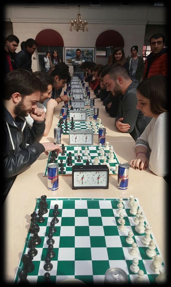 Dostluk Kazandı Turizm Öğrenci Temsilciliğinin öncülük ettiği Satranç turnuvası fakültemizde gerçekleştirildi.