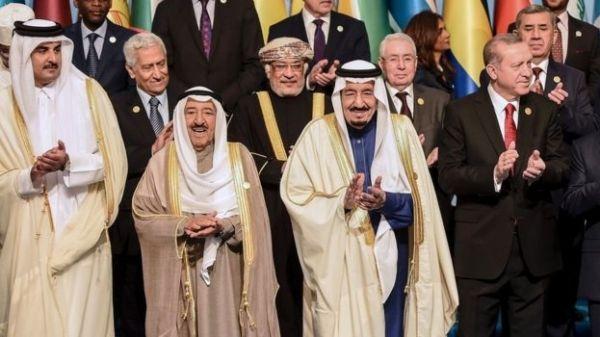 Katar krizinin anlattıkları Dünya hiçbir gücün tam olarak kontrol edemeyeceği bir altüst oluşa doğru gidiyor.