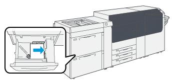 Kağıt ve Ortam 6. Kağıdının kenarını kasetin sağ kenarına göre yükleyin ve hizalayın. Kağıt LEF/dikey ya da SEF/yatay yönde yüklenebilir. 7.