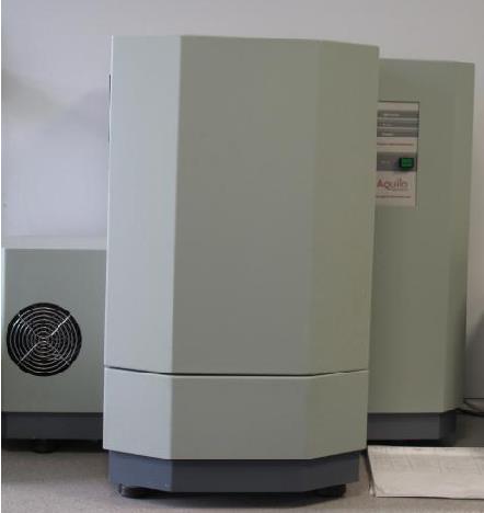 4 te görülen UV-VIS fotospektrometre bir ışık kaynağı, bir dedektör ve ölçümlerin kaydedildiği bir bilgisayar sisteminden oluşmaktadır. Şekil 3.