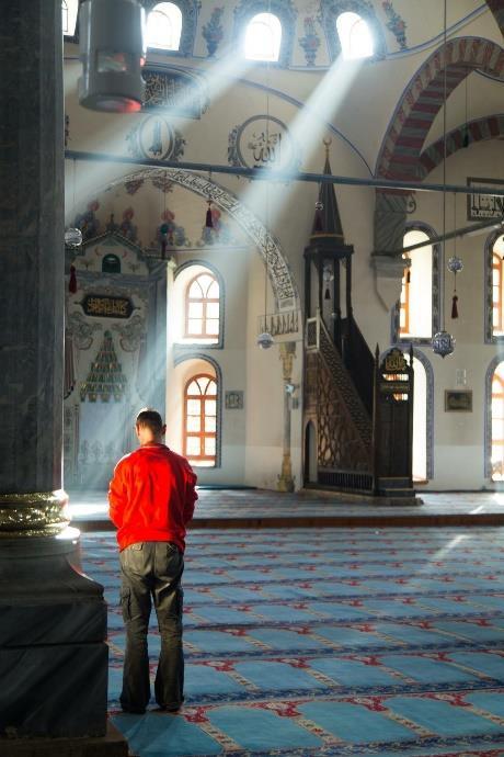 merkezleridir. Ulu camii, Kütahya nın en büyük camilerindendir.