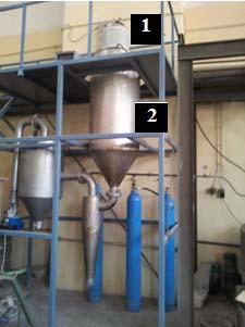33 4.2. Metal Tozlarının Üretimi Üretimi gerçekleştirilecek olan AA 2014 alaşımı ergitme ocağında sıvı hale getirilmiştir.