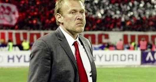 Prosinecki açıkladı KAYSERİSPOR Teknik Direktörü Prosinecki, yakın arkadaşlarına Beşiktaş'la anlaştığını söyledi. Hırvat teknik adam, yönetime Lille'in kaptanı Rio Mavuba'nın da alınmasını iletti.