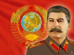 1924'te Lenin'in ölümü ile iktidar mücadelesini kazanan Joseph Stalin, birinci beş yıllık kalkınma