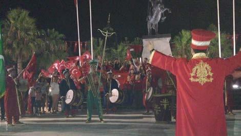 Türk Milleti darbecilere de darbe severlere de gereken dersi verdi. Artık benim ülkemde bu halka rağmen kimse darbe yapamaz. Biz tüm farklılıklarımız ile yaşamayı öğrendik.