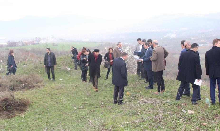 Gıda İhtisas Organize sanayi bölgesiyle ilgili yapılan çalışmalar sonucunda, bölgeyi incelemek üzere gelen heyet bahse konu arazide incelemeler yaptı.