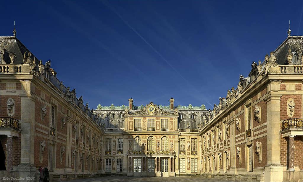 VERSAILLES Vaux Le Vicomte un açıldığı dönemde Versailles sadece av