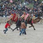 MEHMET GÜNER VE ARKADAŞLARINI YALIKAVAK S PLAKASI SAHİPLERİ ALKIŞLARLA UĞURLADI 09.02.2014 pazar günü yapılacak olan Bodrum Şoförler ve Otomobilciler Esnaf Odası seçimlerinde heyecan yükseliyor.