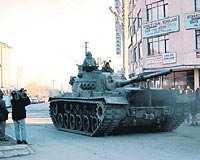 5Şubat 1997: 15 zırhlı personel taşıyıcı ve 20 tank, Sincan'dan geçerek Yenikent'teki tatbikat alanına gitti.