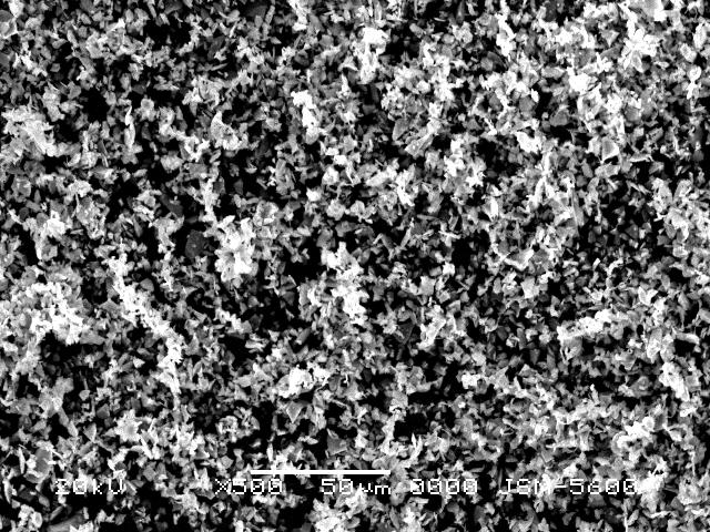 62 Resim 5.4. 2.87 µm tane boyutuna sahip SiC tozlarının SEM fotoğrafı (X500) 5.3.