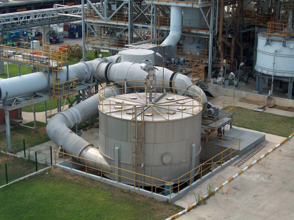 Atık Gaz Arıtımı - Dioksin- Furan Kontrol Ünitesi Buradan çıkan gaz, Dioksin-Furan Ünitesi nden geçirilmektedir.