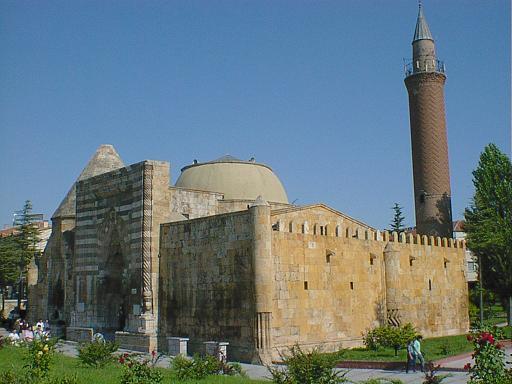 Nureddin Cacabey tarafından 1272 yılında inşaası tamamlattırılan Cacabey Medresesi Şu anda cami