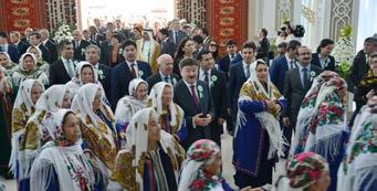 Кыргыз Республикасынын сунушун Кыргызстандын маданият, маалымат жана туризм министри Алтынбек Максүтов окуп берди.