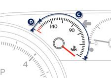 Motor çalışırken : - ibre A bölgesindeyse, sıcaklık normaldir, - ibre B bölgesindeyse sıcaklık çok yüksektir ; sesli bir ikaz ve gösterge tablosunun ekranında bir mesaj ile birlikte STOP merkezi