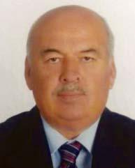 Mustafa Korhan 1947 yılında Konya da doğdu. 1975 yılında Konya Devlet Mühendislik ve Mimarlık Akademisi İnşaat Mühendisliği Bölümü nden mezun oldu. Aynı yıl içerisinde Karayolları Konya 3.