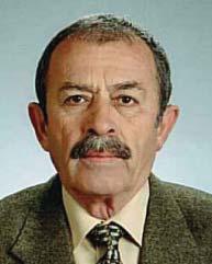 Hasan Köroğlu 1948 yılında Şanlıurfa-Harran da doğdu. 1975 yılında Çukurova Üniversitesi İnşaat Mühendisliği Bölümü nden mezun oldu. Aynı yıl Şanlıurfa Köy Hizmetleri nde işe başladı.