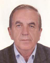 1975 yılında Ankara Devlet Mühendislik Mimarlık Akademisi İnşaat Bölümü nden inşaat mühendisi olarak mezun oldu. Özel sektörde şantiye şef yardımcılığı, şantiye şefliği yaptı.