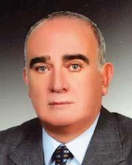 1975 yılında İstanbul Devlet Mimarlık ve Mühendislik Akademisi nden mezun oldu. Aynı yıl Sivas ta, Karayolları 16. Bölge Müdürlüğü nde göreve başladı.