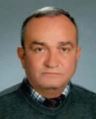 Sebahattin Çöllüoğlu 1953 yılında Ankara da doğdu.