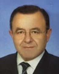 1975 yılında Elazığ Devlet Mühendislik Mimarlık Akademisi nden inşaat mühendisi olarak mezun oldu.