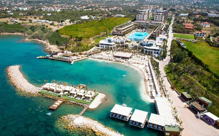 Cratos Premium Hotel & Casino & Port & Spa AQUA PARK Kaya Artemis Resort Hotel Toplam 105.000 m2 lik alana kurulan tesis, denize sıfırdır ve KKTC nin turizm cenneti kentindedir.