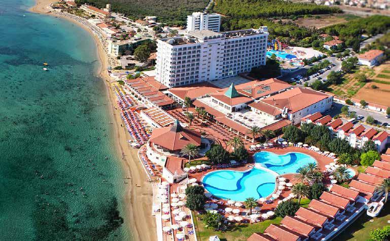 Salamis Bay Conti Resort Hotel AQUA PARK Altınkaya Holiday Resort Şehir merkezine 8 km, Ercan Havalimanı na 45 km, Lefkoşa ya 50 km, ye 85 km uzaklıkta yer almaktadır.