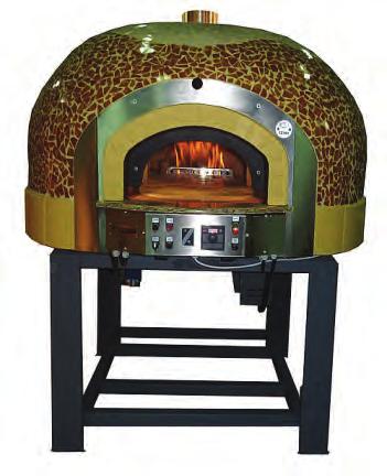 By rotation of the base of the baking chamber a more uniformed performance, a higher productivity and better work conditions are achieved, since a pizza