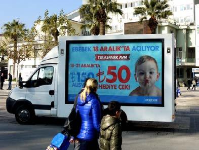 Üç tarafındaki hareketli ve geniş görsel alanlarıyla mobil