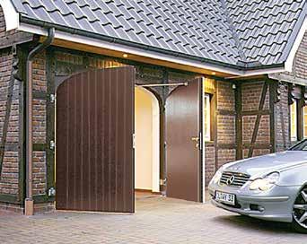 Orta montaj Montajı kolay Kapı genişliği 3000 mm ye kadar Hörmann seksiyonel kapılarda motor rayı kapının bağlantı profiline kolayca monte edilebilir.