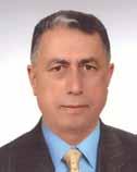 Akın Atilla 1949 yılında Mersin de doğdu. 1972 yılında Karadeniz Teknik Üniversitesi nden mezun oldu. 1971-1975 yılları arasında Mersin Belediyesi nde çalıştı.