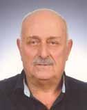 Ali Özgen Çıkal 1943 yılında Aydın-Kuşadası nda doğdu. 1972 yılında Ege Üniversitesi Mühendislik Fakültesi İnşaat Mühendisliği Bölümü nden mezun oldu.