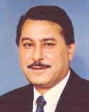 1972-1974 yılları arasında Adana Belediyesi nde şantiye şefi olarak görev yaptı. 1974-1978 yılları arasında Çukurova Birlik Genel Müdürlüğünde teknik müdür olarak görev yaptı.