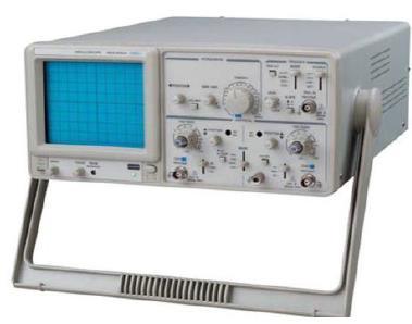 OSİLOSKOP Elektriksel gerilimlerin zamana ve birbirlerine göre değişimlerini grafik olarak gösteren cihaza osiloskop denilmektedir.