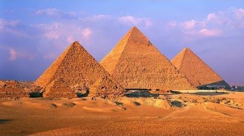 Betonun Tarihçesi MÖ 3000: Mısır da samanlı çamur ve tuğlaları