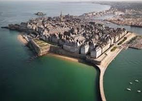 4.Gün 30 Eylül Cumartesi Saint Malo Otelde alınacak sabah kahvaltısı sonrasında Saint Malo ya hareket.