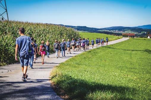 KAMP MERKEZİ DE Almanya nın en güzel turistik bölgelerinden biri olan Bavyera Ormanları bölgesine hoş geldiniz!