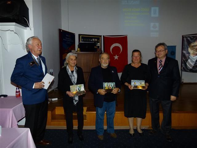 Bodrum Rotary Kulübü Yeni Yönetimi Başkan Kocadon u ziyaret etti Bodrum Rotary Kulübü nün yeni yönetim kurulu başkan ve üyeleri, Bodrum