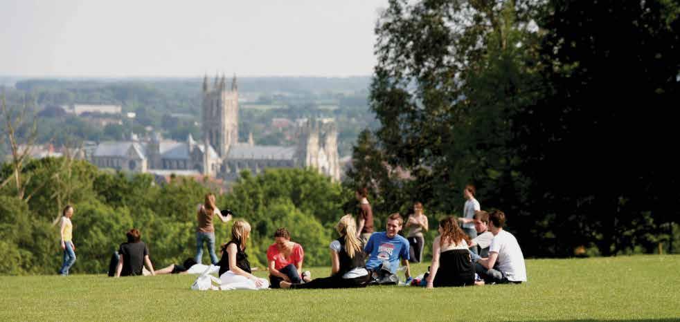 BRIGHTON İNGİLTERE UNIVERSTIY OF SUSSEX UNIVERSITY OF SUSSEX BRIGHTON YAZ OKULU Öğrencilerimiz, İngiltere nin Londra dan sonra en popüler kentlerinden biri