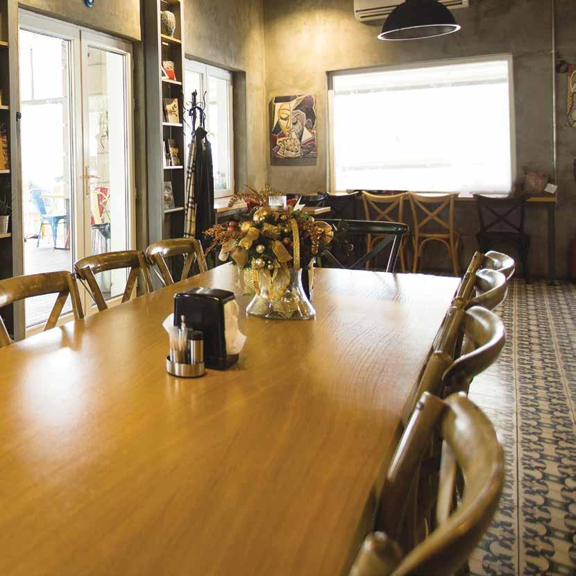 Fanfan Kronoloji 2014 Fanfan Cafe, İTÜ Ayazağa Kampüsü nde ilk şubesi ile faaliyete başladı. İlk günden itibaren müşteri memnuniyetini hedef alarak hep daha iyisini sunmak üzere yol aldı.