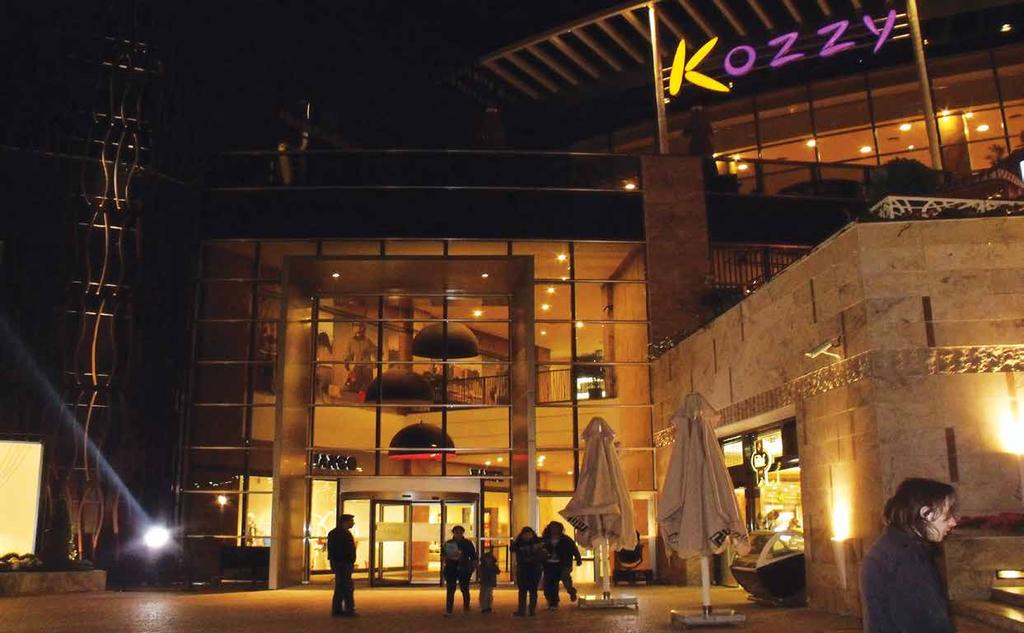 Projeler / Projects Kozzy AVM & Kozyatağı Kültür Merkezi Kozzy Shopping Center & Kozyatagi Cultural Center Yer : İstanbul/TÜRKİYE Bitiş Tarihi : 20.04.2010 İşveren : Rönesans Gayrimenkul Yatırım A.Ş.