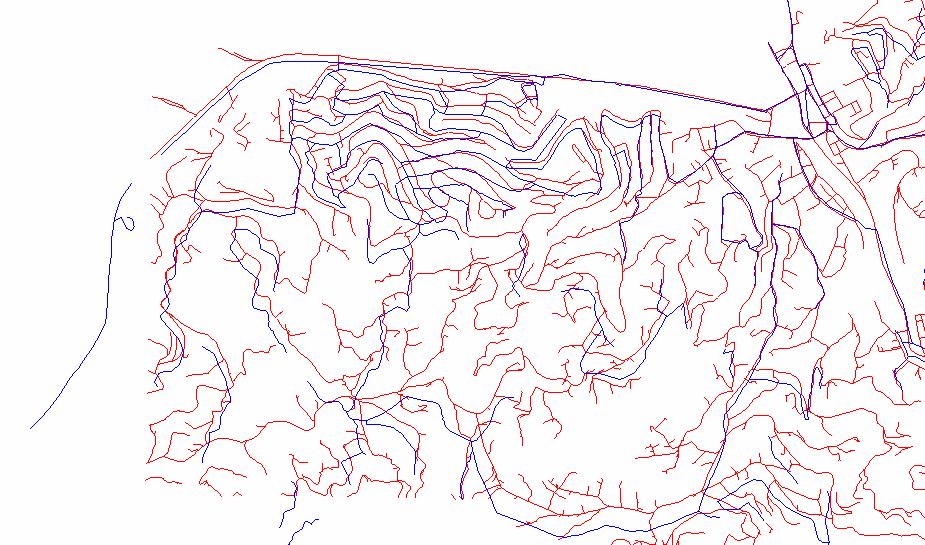 UYGULAMA Ikonos uydu görüntüsünden yarı-otomatik çıkarım sonuçları ve 1:1000 ölçekli harita verilerinin MapInfo arayüzünde aynı katmanda gösterilmesi UYGULAMA Uydu görüntüsünden çıkarılamayan yol