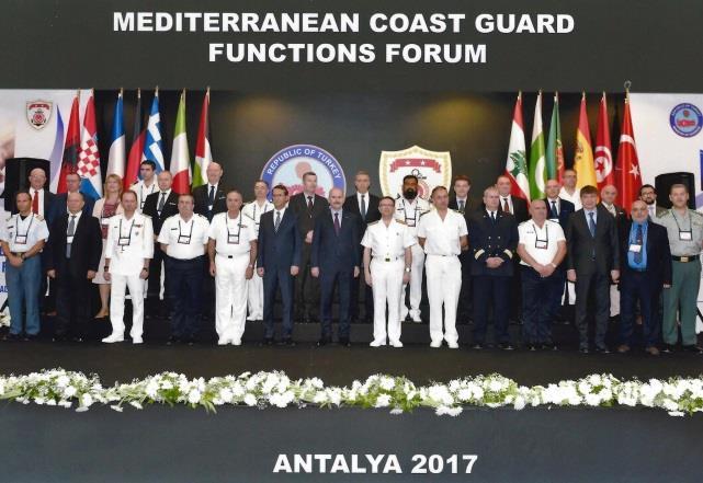 toplantıda Türk Deniz Araştırmaları Vakfı 2016-2017 arası çalışmaları İlayda Destan Turgut tarafından sunuldu 2.