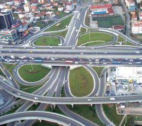 İstanbul genelinde yerli üretim trafik sinyal denetleyicilerinin montajına devam edilerek 432 adet trafik sinyal denetleyicisi