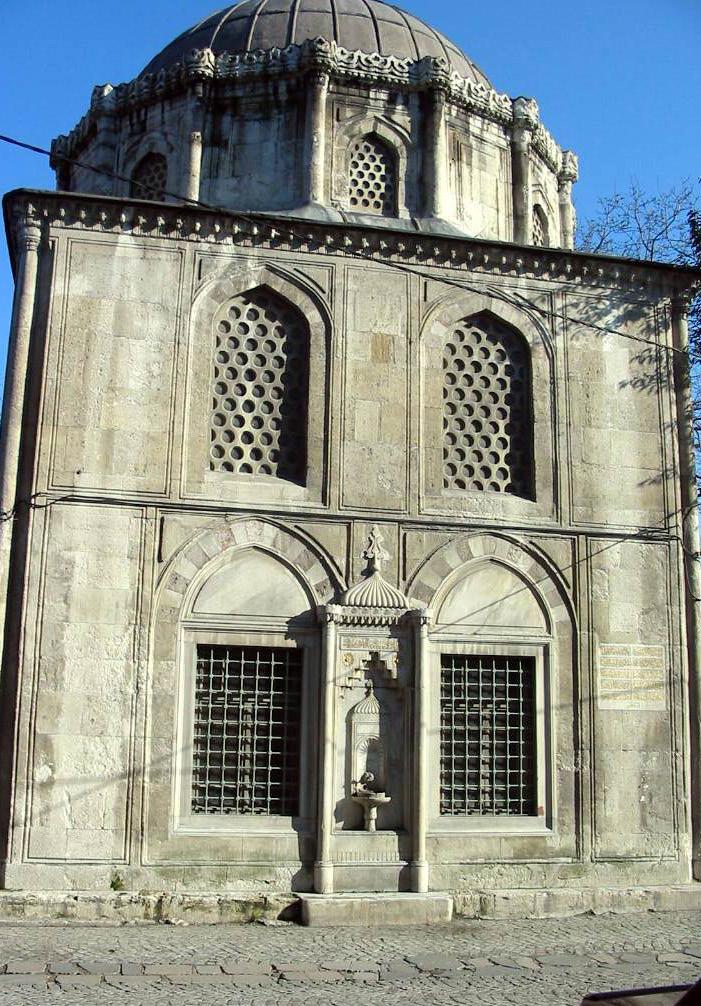 12 NAKKAŞ HASAN PAŞA TÜRBESİ Bir Sanatkar Türbesi. Enderun çıkışlı Nakkaş Hasan Paşa (? - 1623), hem idareci hem de sanatçıydı. Yeniçeri Ağalığı ve Rumeli Beylerbeyliği yaptığı gibi Sultan 3.