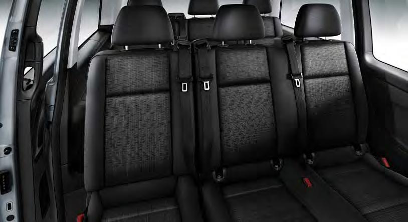 Konfor tipi, bel destekli sürücü koltuğu ve geliştirilmiş ergonomisi ile yeni yolcu koltukları sayesinde Vito Tourer Select ve