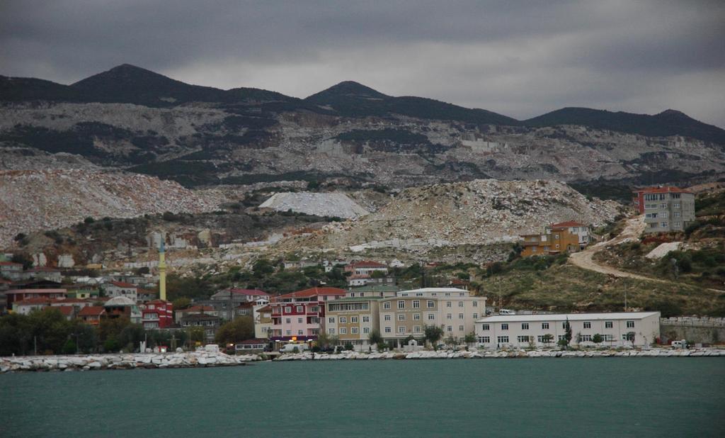 Terkedilen sahalar çevresiyle uyumlu, en etkin şekilde iyileştirilmeli