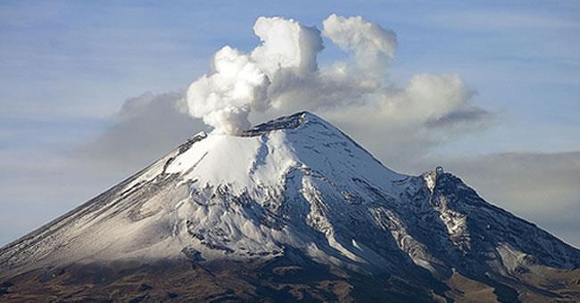 Volkanlar ve Volkanik Püskürmeler Bardarbunga Yanardağı, İzlanda, 2014 Volkanizma lav akmalarını, bu tür etkinliği kapsayan olayları ve piroklastik malzemelerin yanında lavın ve içerdiği gazların