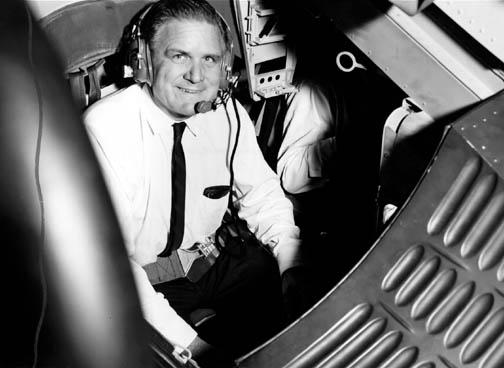 görevlerle ilgilenmekle kalmayan Webb, NASA nın Mariner ve Pioneer robotik sondaları üzerinde çalışmaya başlamasını da sağlamıştır.