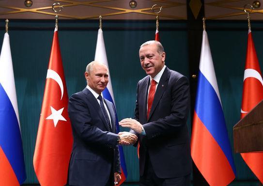 - Ne yaptılar? Putin i Türkiye karşıtı bir pozisyon almaya iknaya çalıştılar.