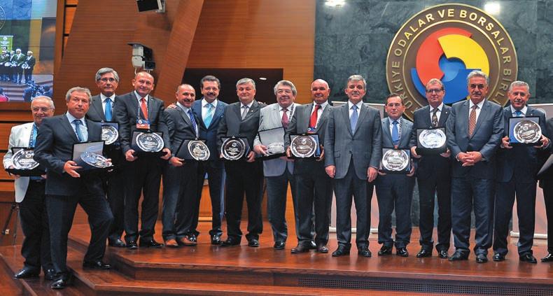10 Yıllık Hizmet Plaketi m Cumhurbaşkanı Abdullah Gül, Gümrük ve Ticaret Bakanı Hayati Yazıcı, TOBB